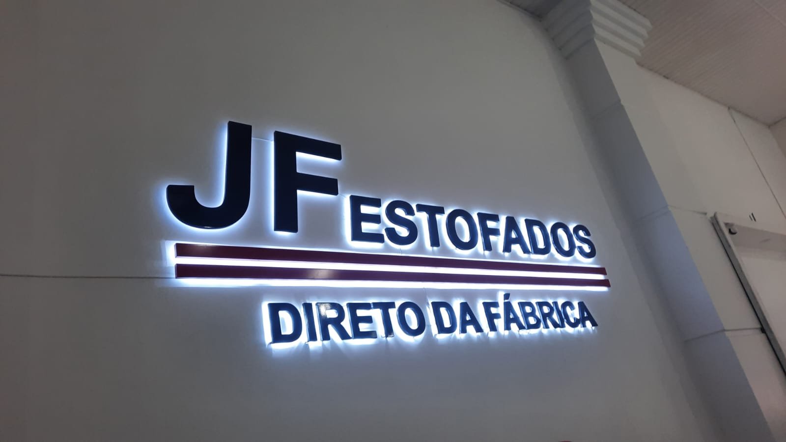 Letreiros - Identificação externa